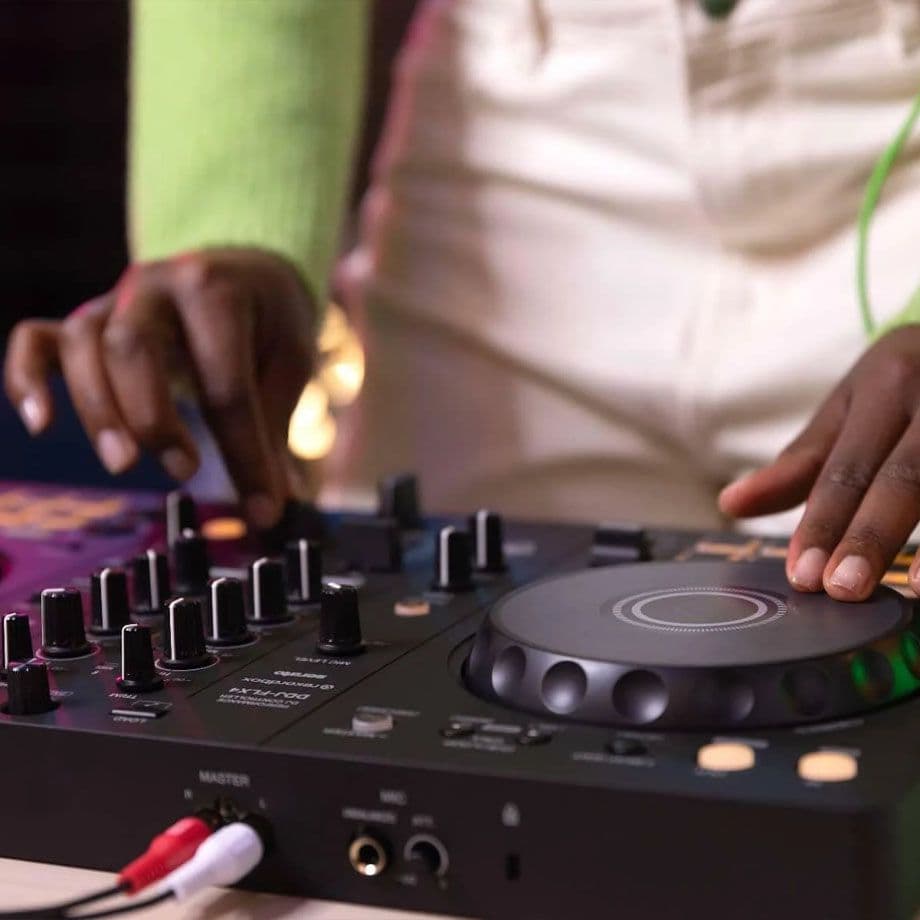 Pengontrol DJ Pioneer